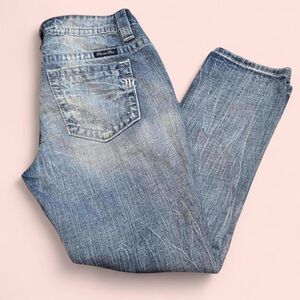 Women's Y2K Miss Me Boyfriend Capri's 25